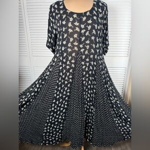 Nostalgia Floral Maxi Dress Small Boho Flowy Rayon Pleated Pull On